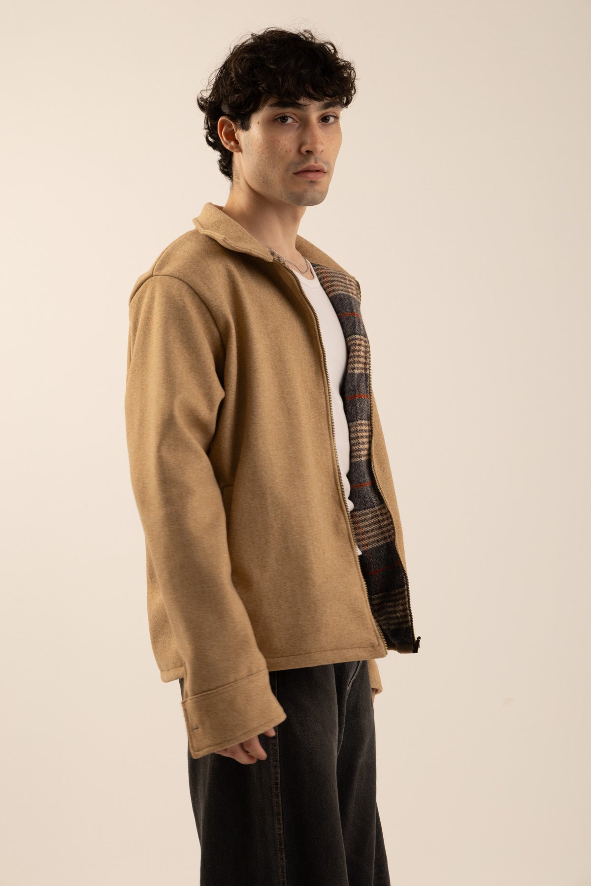 The Gokh Comfort Jacket in Camel
