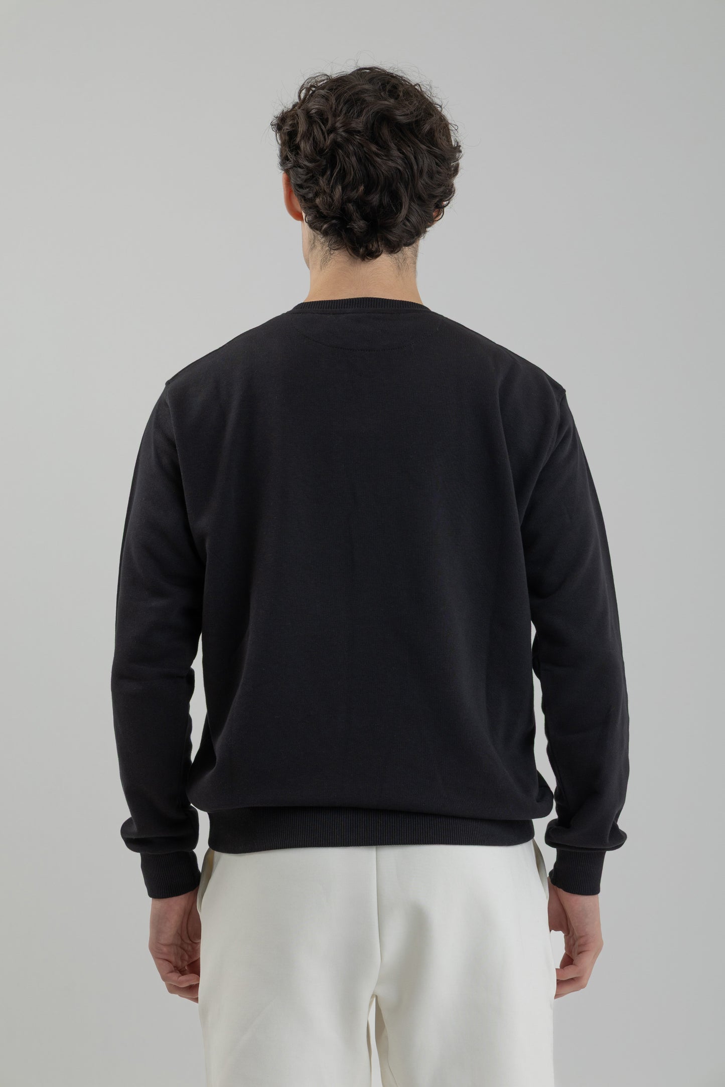 سويت شيرت مريح للجنسين